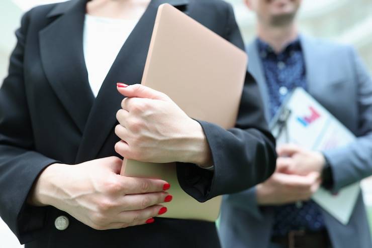 Административные должности